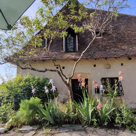 La Fontaine Du Mas Couette-café Thiviers