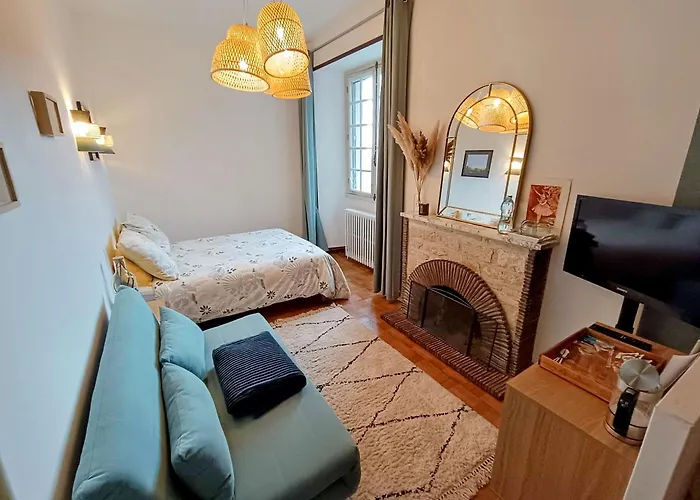 Bed & Breakfast La Fontaine Du Mas 3*